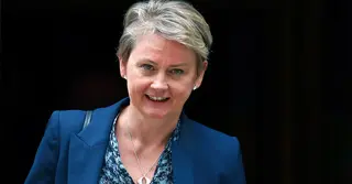 ইসরাইলকে হামলা জোরদার না করতে ব্রিটিশ পররাষ্ট্রমন্ত্রীর সতর্কবার্তা